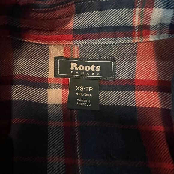 3 for $30! Roots red flannel plaid shirt. Size xs - Picture 3 of 9